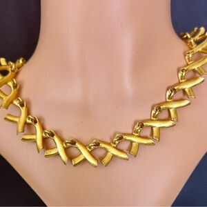 Anne Klein "Hugs and Kisses" (XOXO) gold-tone link statement necklace Vintage